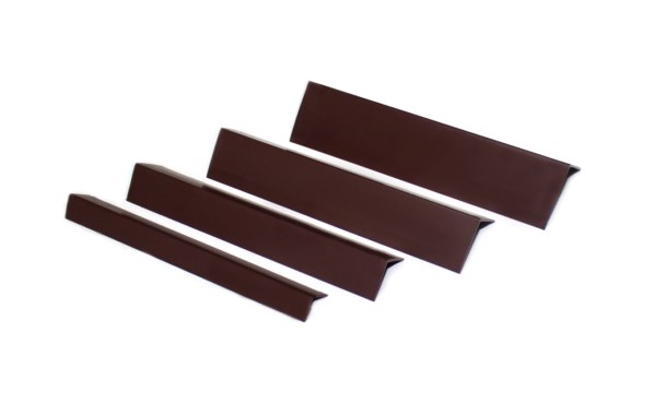 Kampas PVC apdailai išorinis apdailai 15 x 15 mm rudas