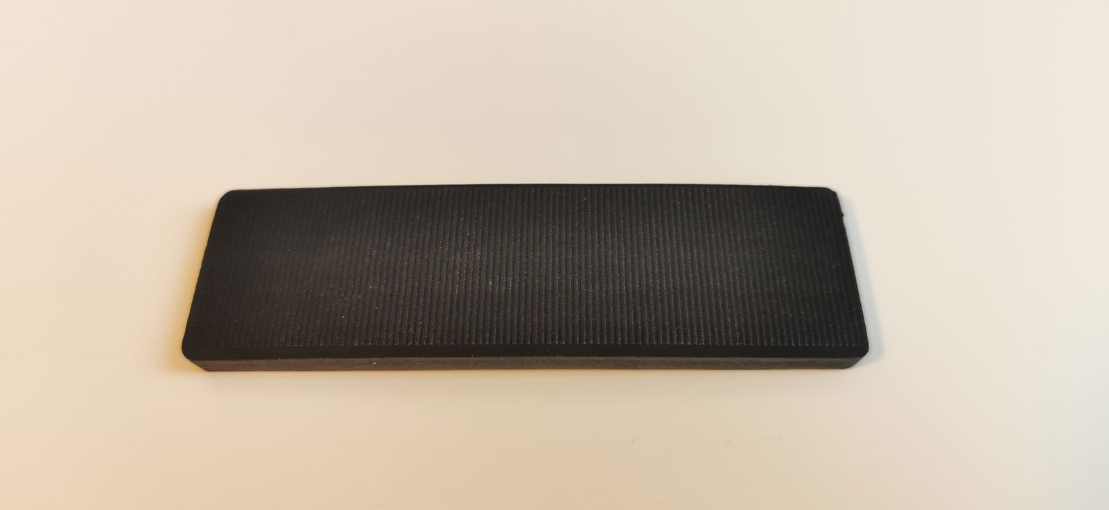 Montavimo kaladėlė EDELMAX, 30 x 100 x 6 mm, 10 vnt.