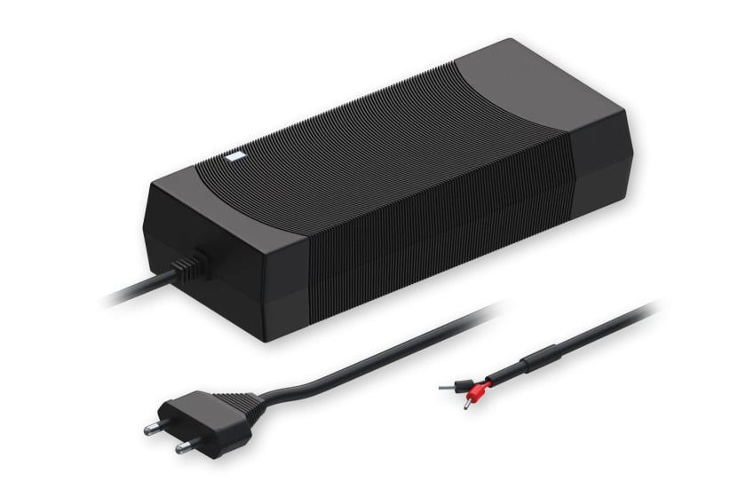 Teltonika maitinimo šaltinis PR318EUA (2 pin, 130W, 2.6A, 47.5-52.5VDC)
