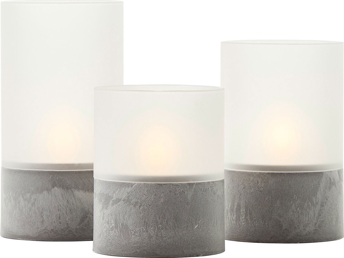 Stalinis LED šviestuvas BRILLIANT BOUGIE,IP44,2500K,2xAA,laikmatis,mat baltas stiklas,3vnt