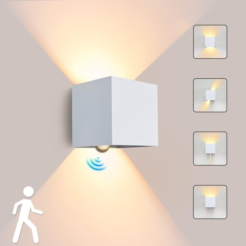 LED sieninis šviestuvas 12W su judesio davikliu