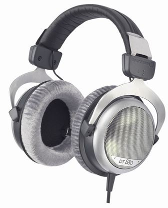 Beyerdynamic DT 880 Edition Premium klasės ausinės (250 Ohms/ Semi Open, with Single Sided Cable/ Gold Vaporised Stereo Mini-Jack and 1/4" Adapter)