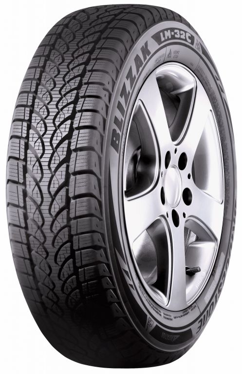 Bridgestone Blizzak LM32C 215/60R16 103 T