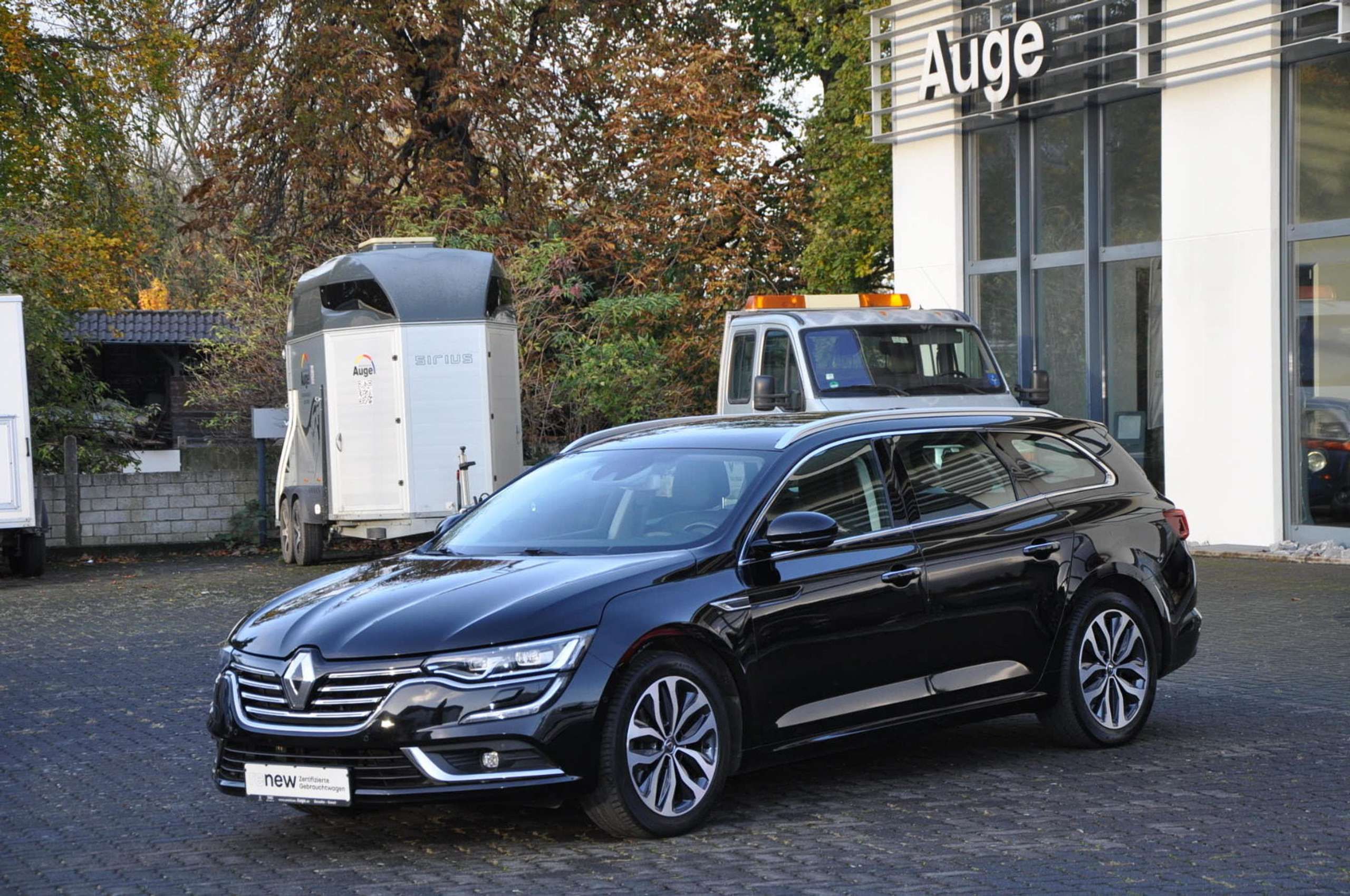 Renault Talisman 2018 Juoda