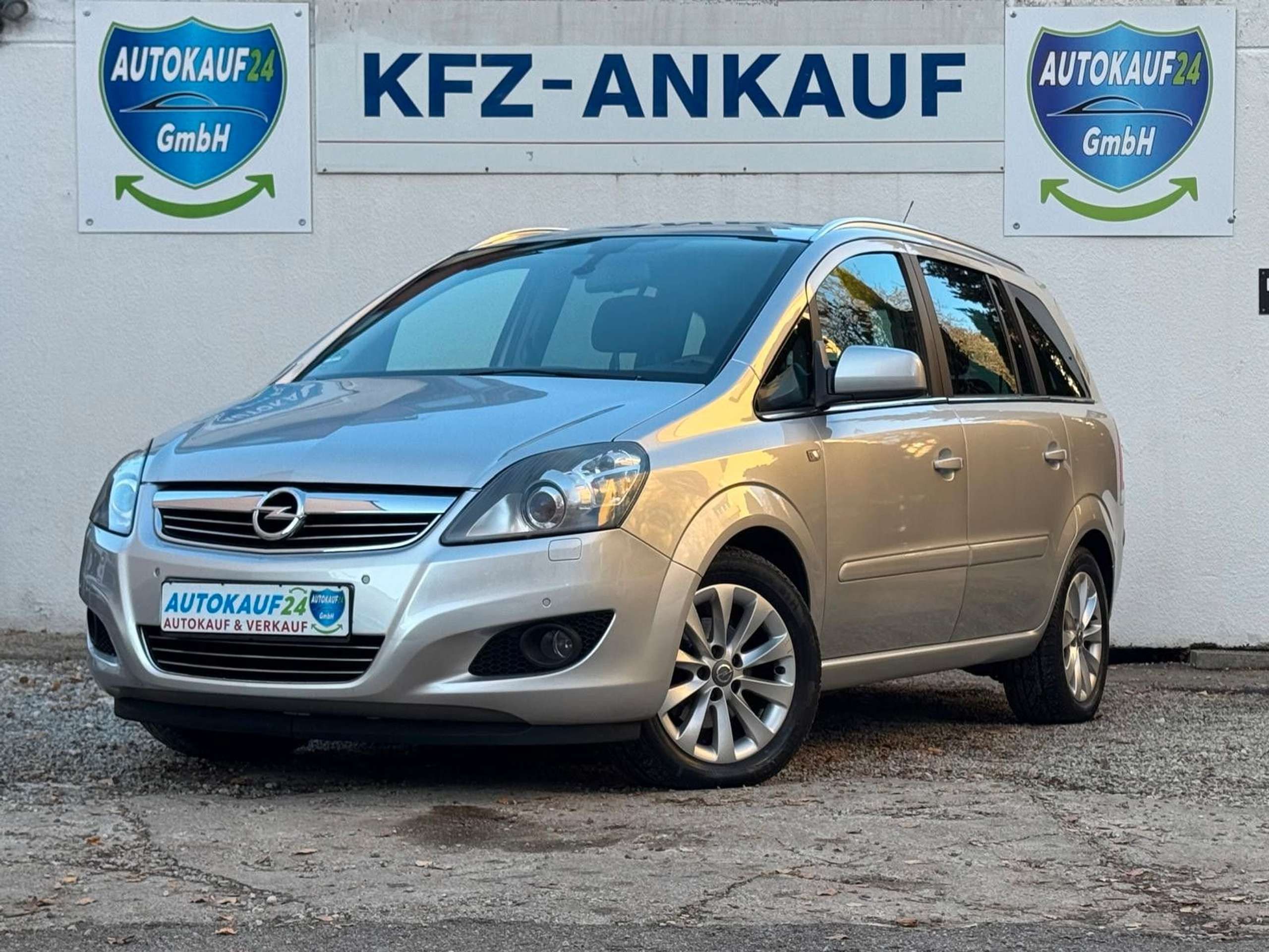 Opel Zafira 2014 Sidabrinė