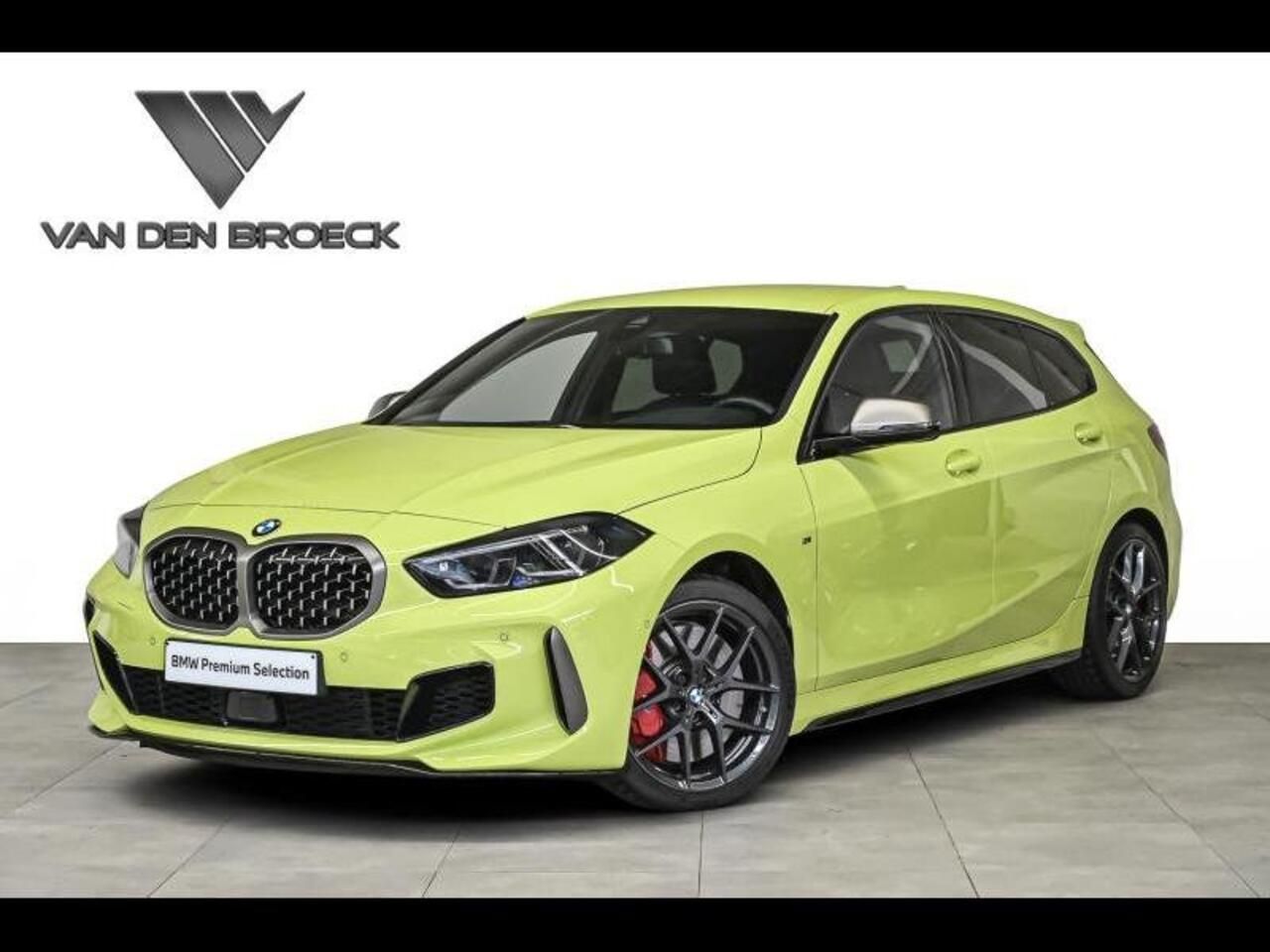 BMW 1 Serija 2022 Kita