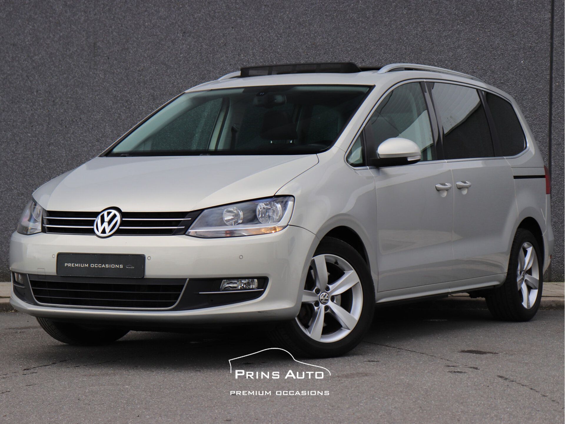 Volkswagen Sharan 2011 Pilka