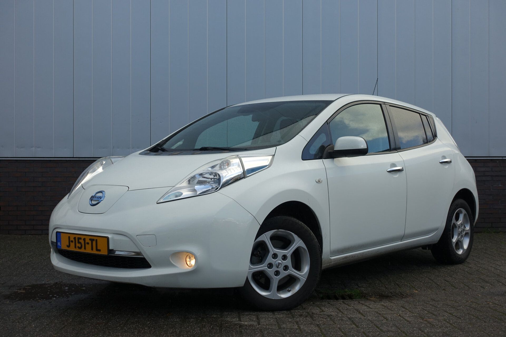 Nissan Leaf 2016 Balta