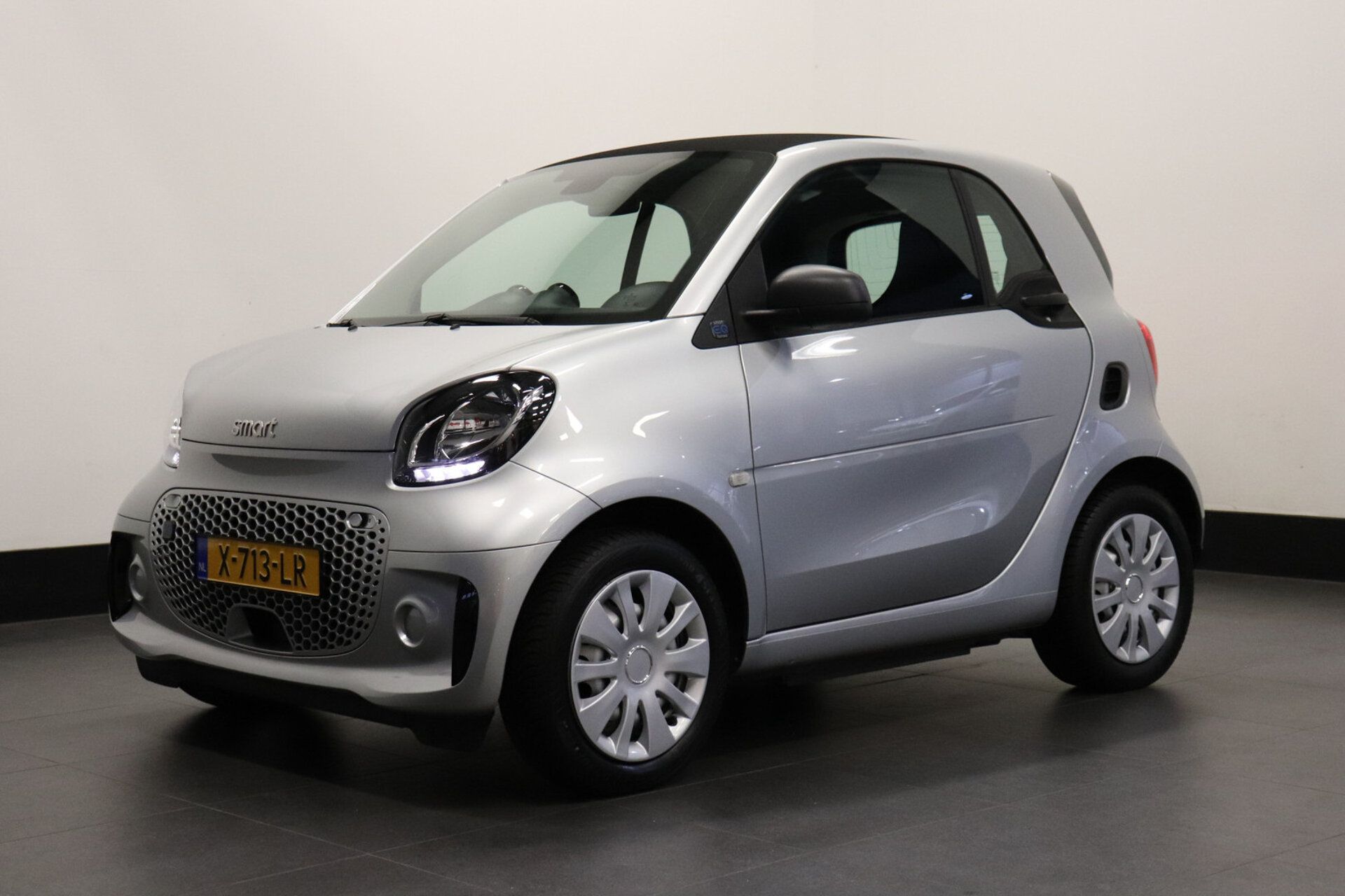 Smart ForTwo 2021 Sidabrinė