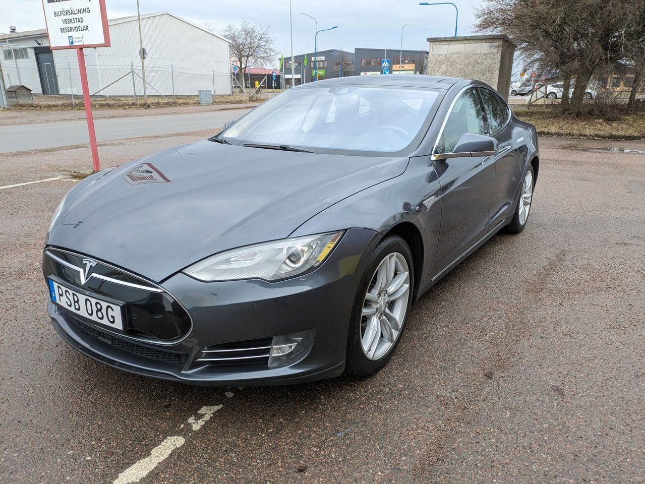 Tesla Model S 2014 Pilka