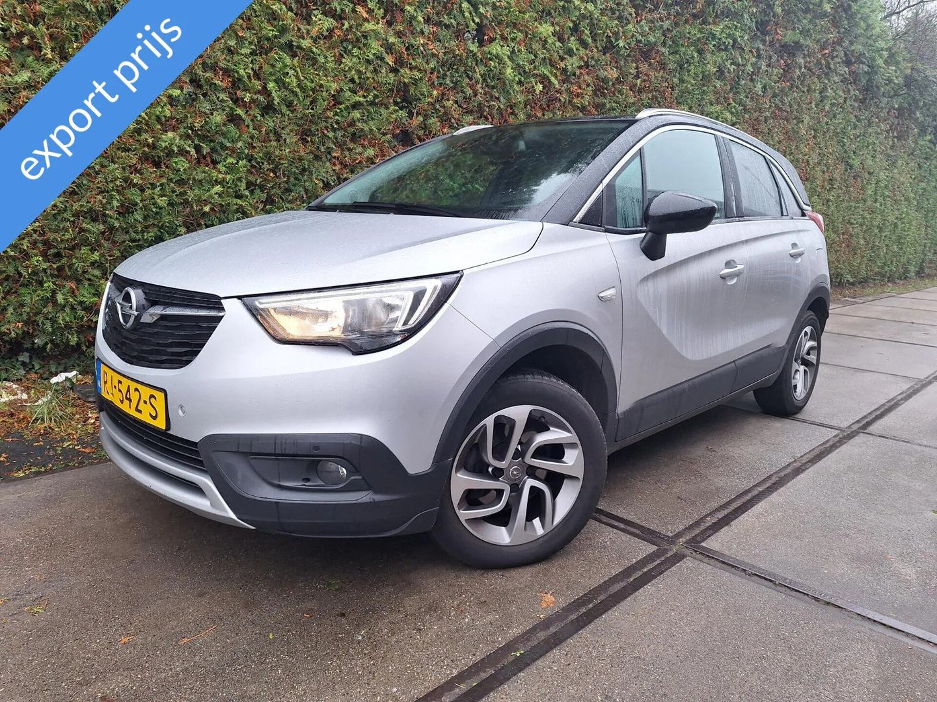 Opel Crossland X 2017 Pilka