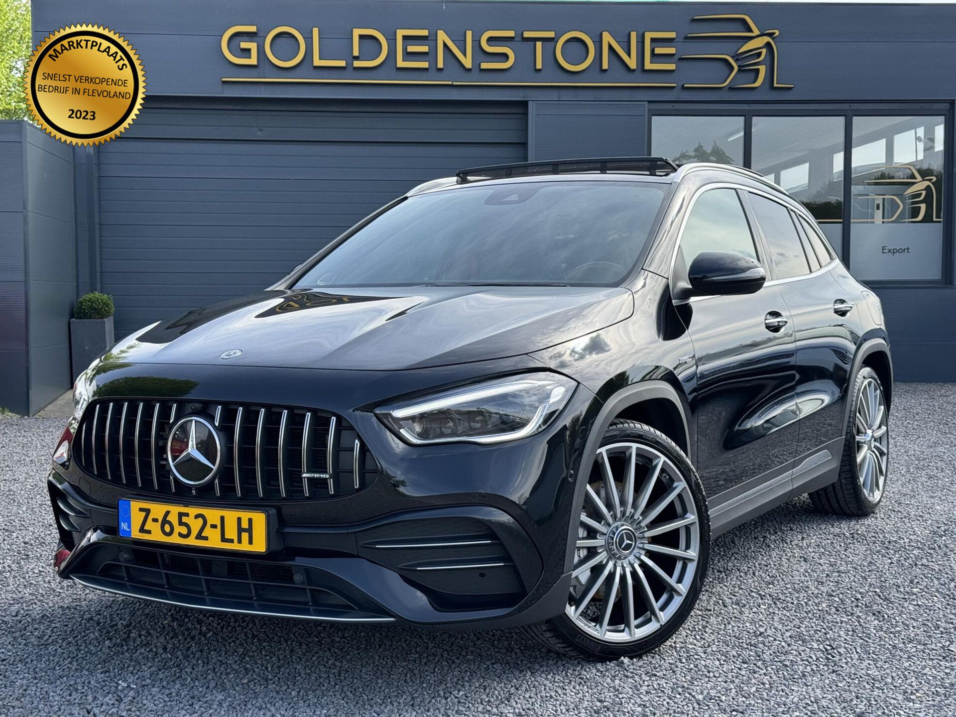 Mercedes-Benz GLA 35 AMG 2021 Juoda