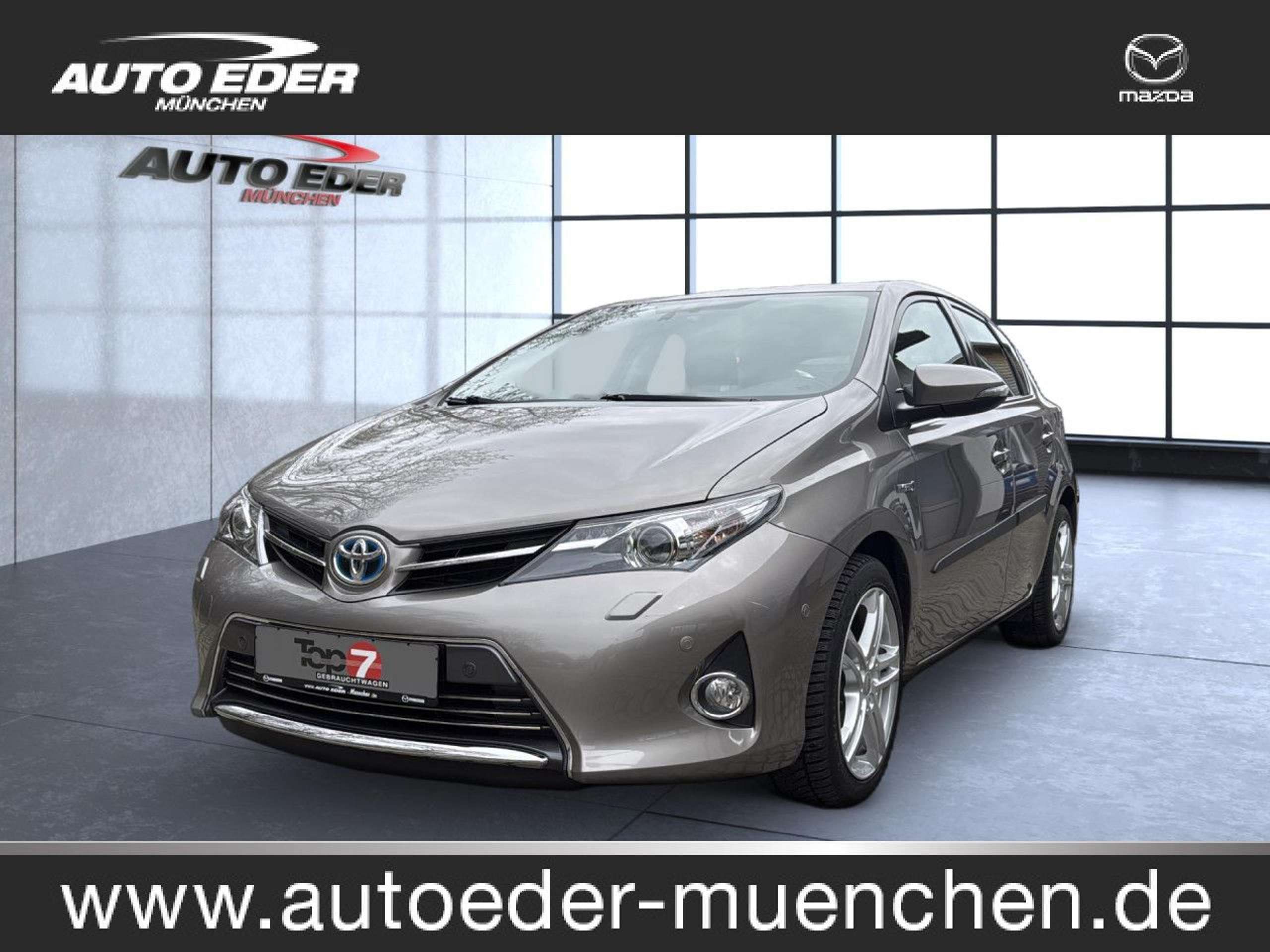 Toyota Auris 2015