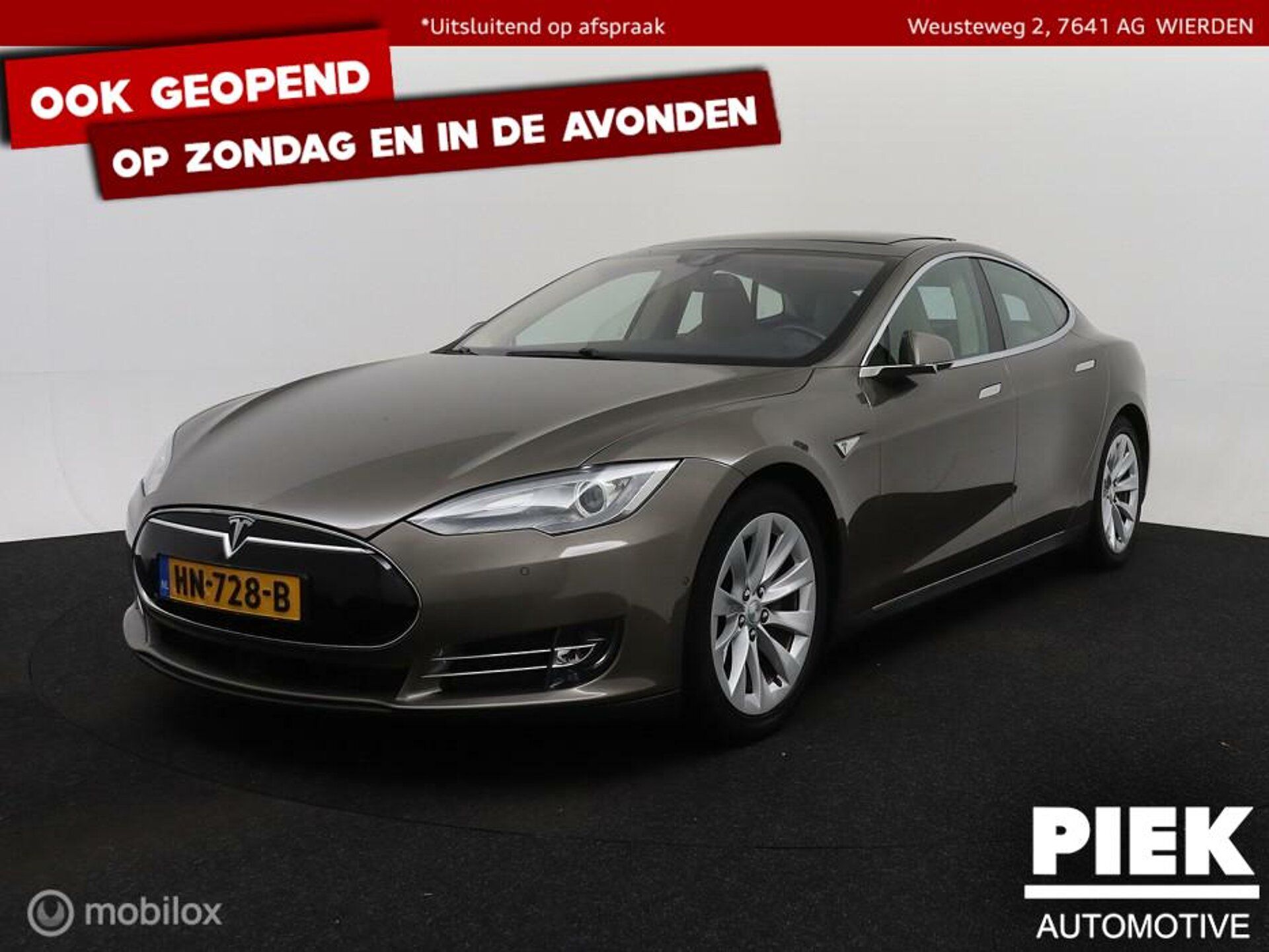 Tesla Model S 2016 Pilka