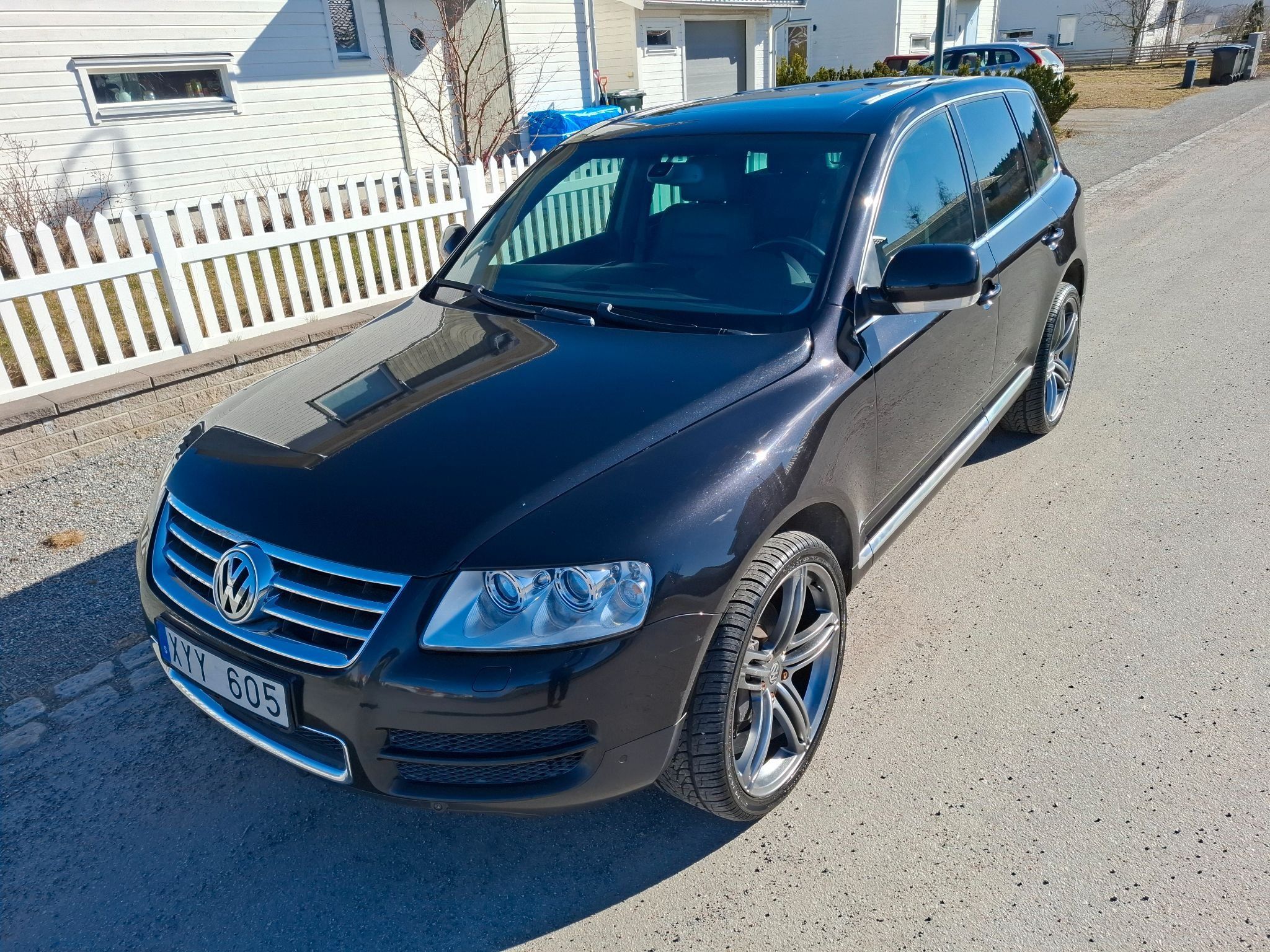 Volkswagen Touareg 2004 Juoda
