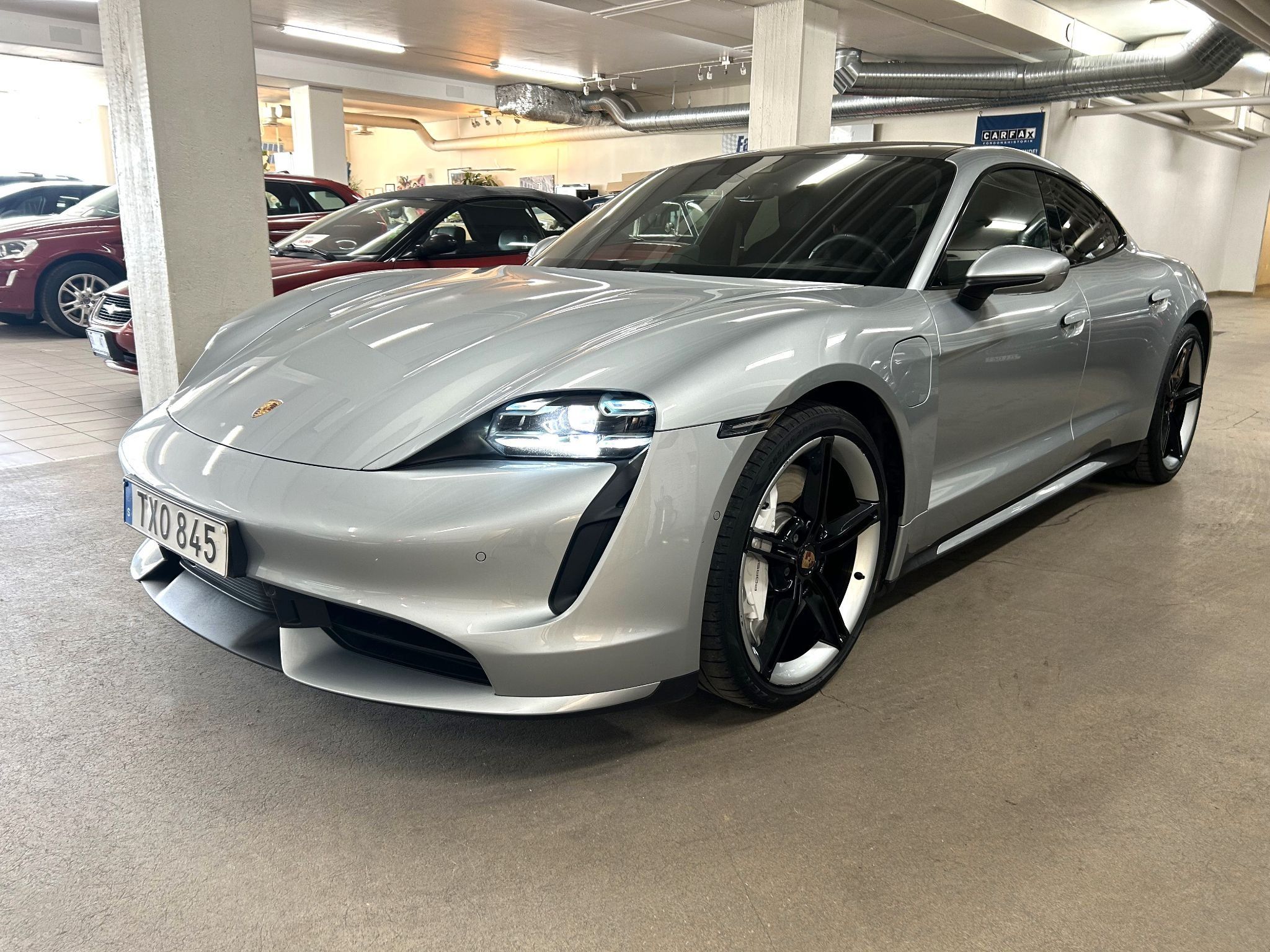 Porsche Taycan 2020 Sidabrinė