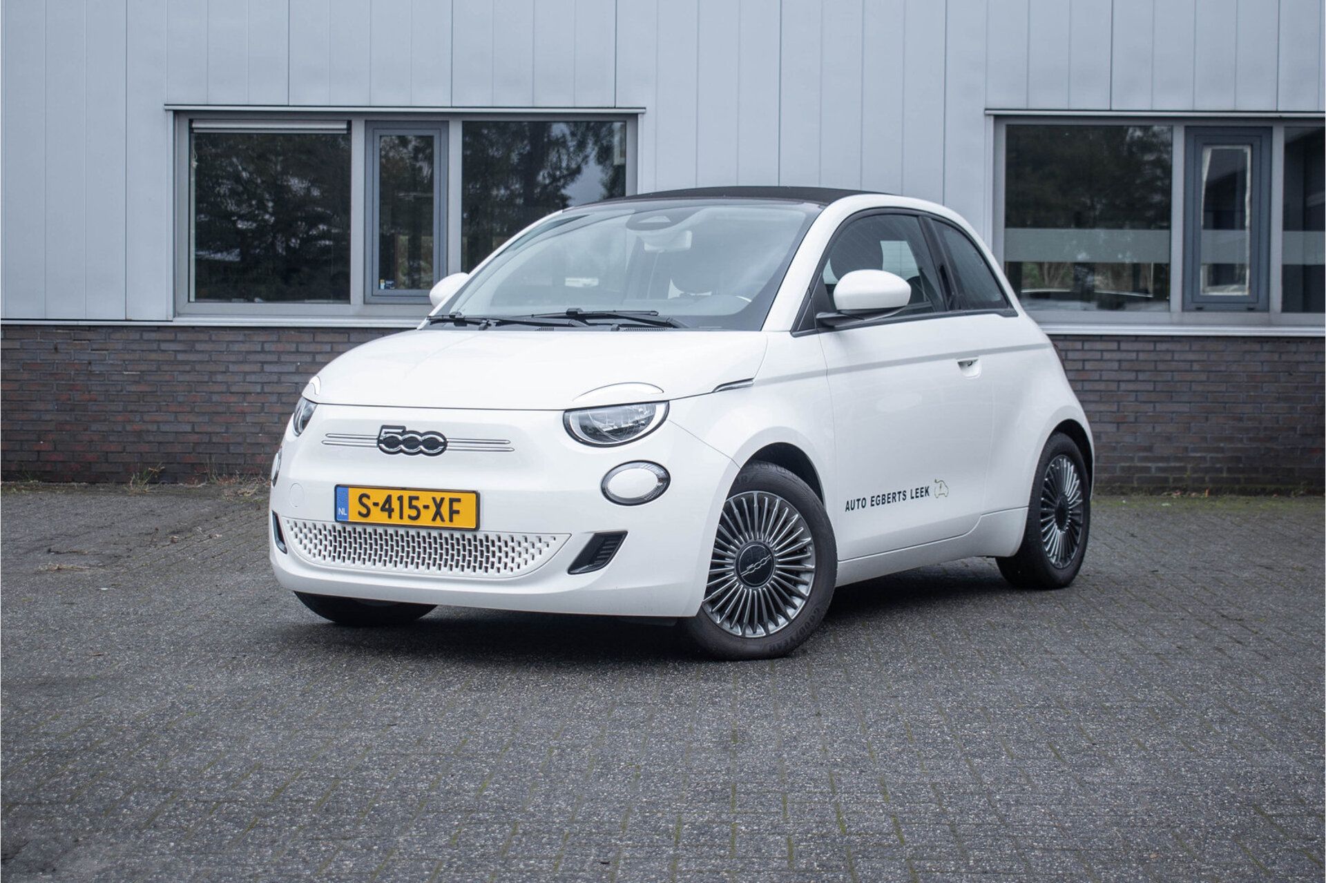 Fiat 500C 2022 Balta