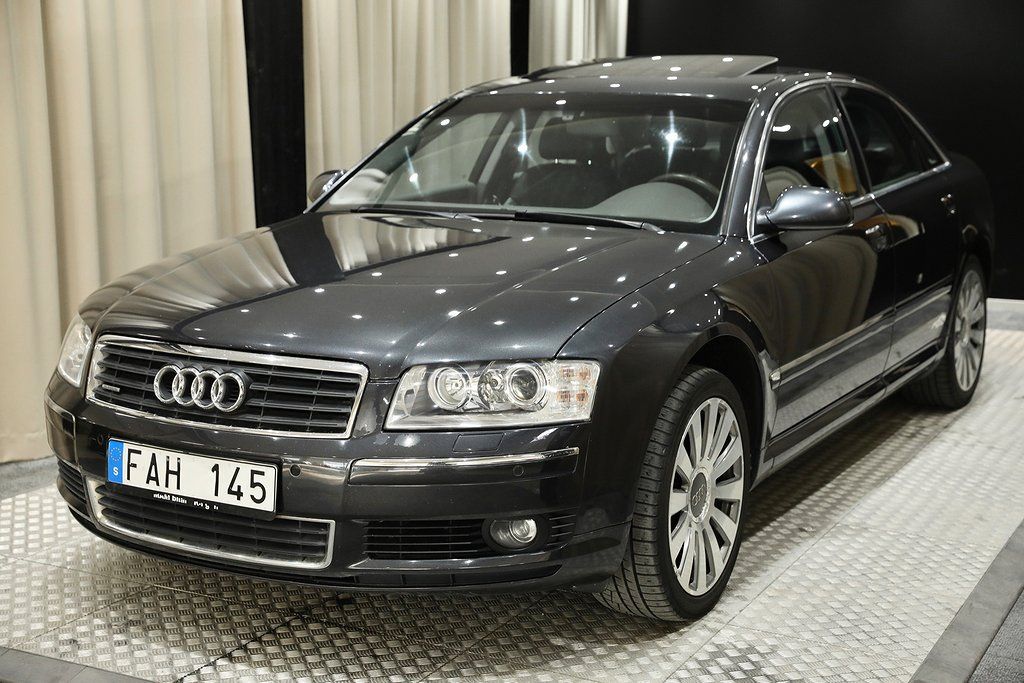 Audi A8 2003 Pilka