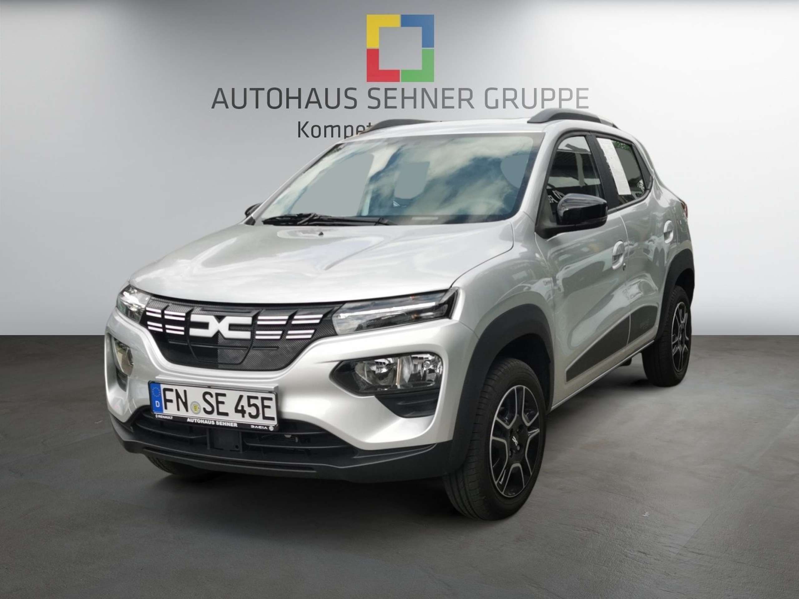 Dacia Spring 2023 Pilka