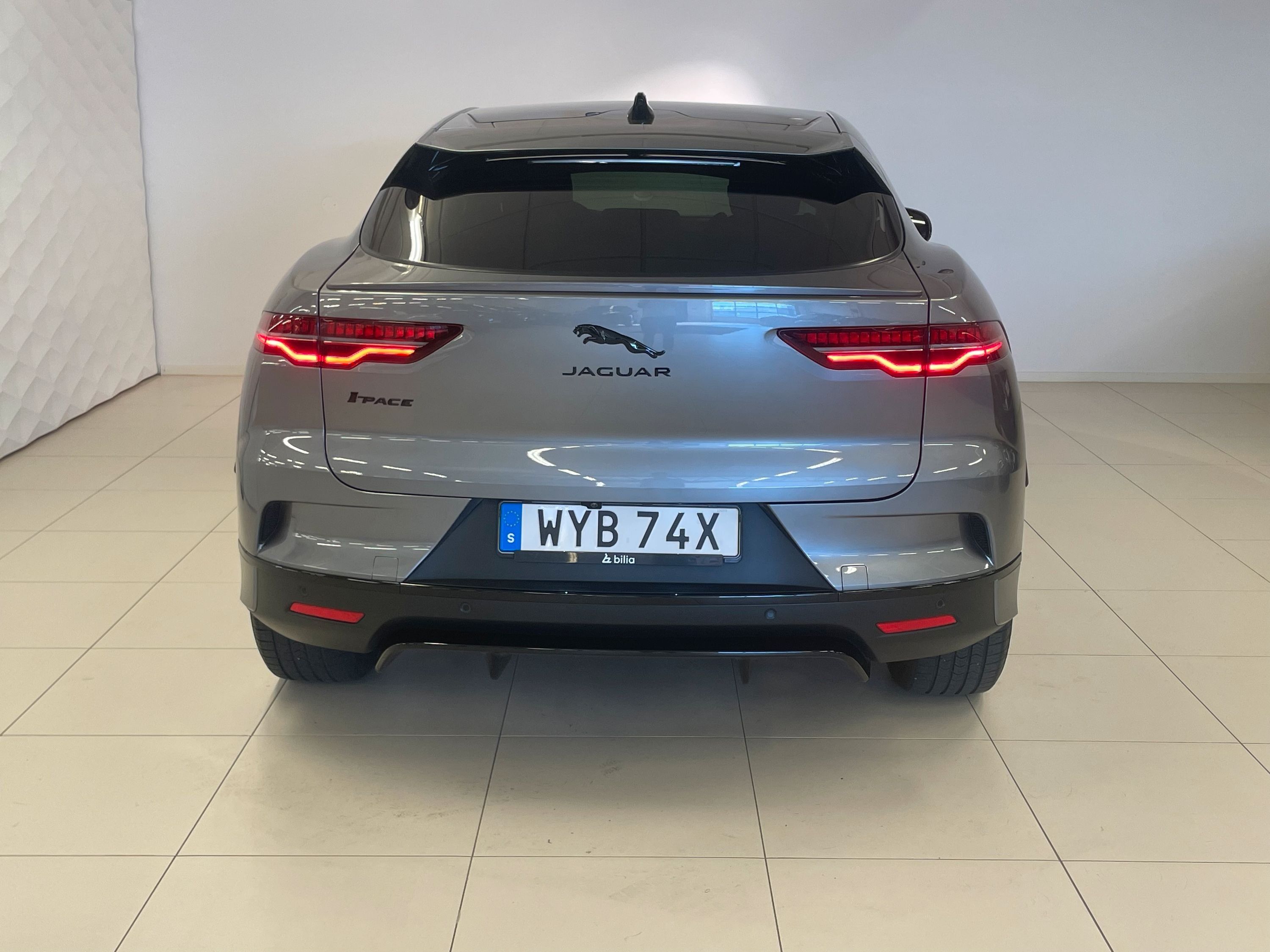 Jaguar I-Pace 2023 Pilka