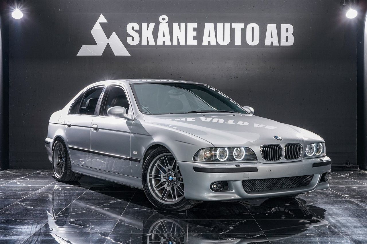 BMW M5 2002 Sidabrinė