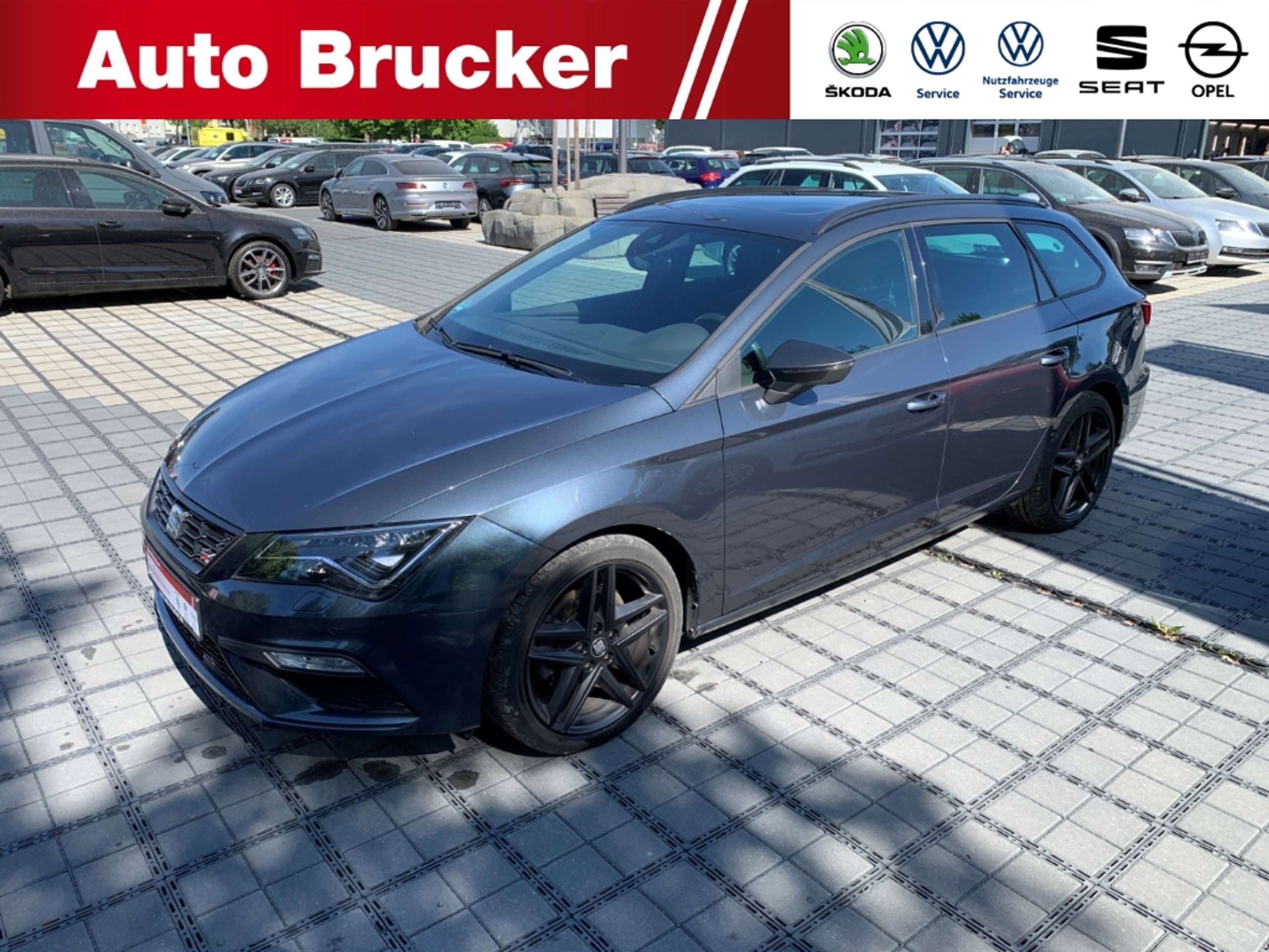 Seat Leon 2020 Pilka