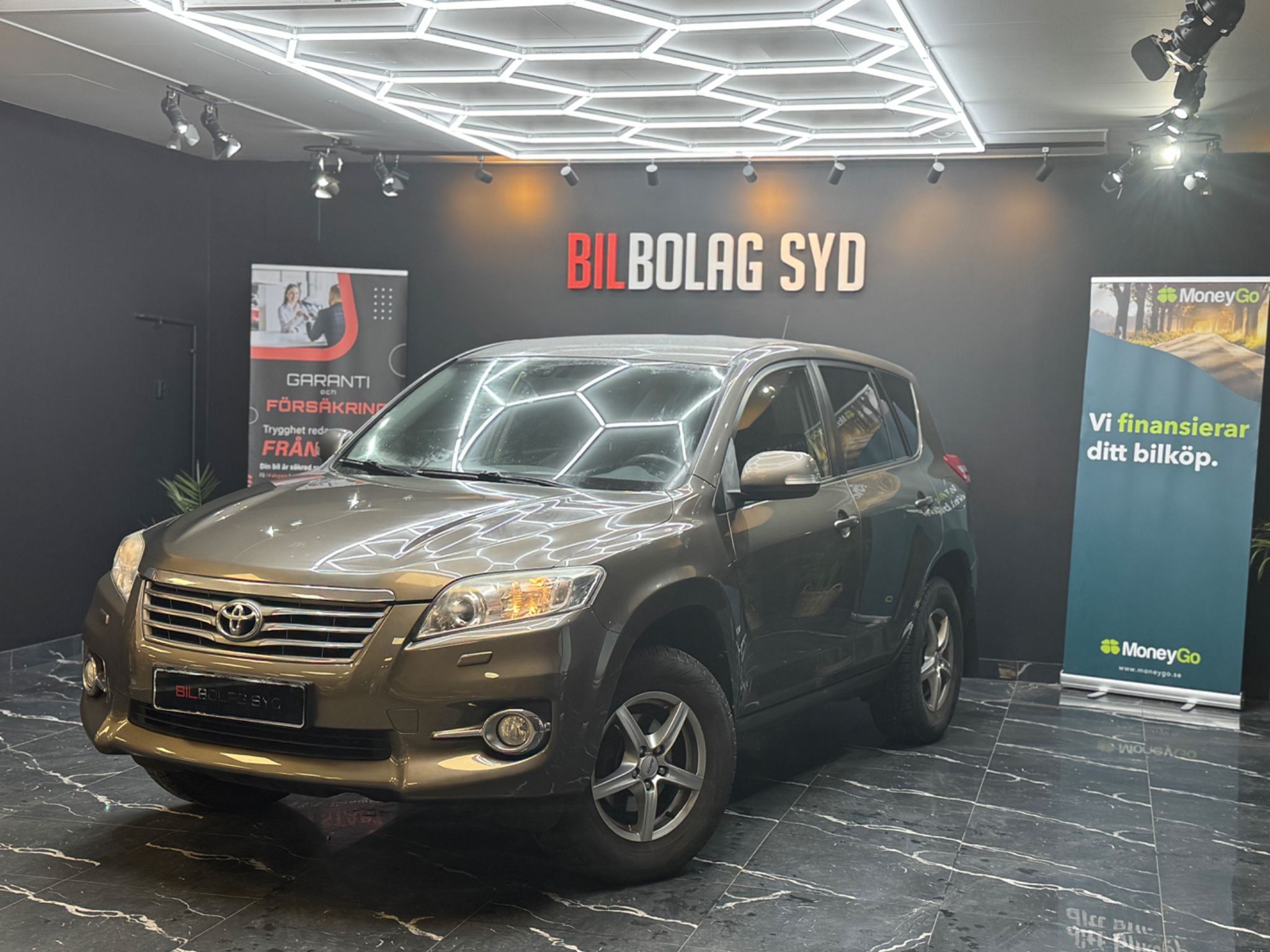 Toyota RAV 4 2011 Ruda