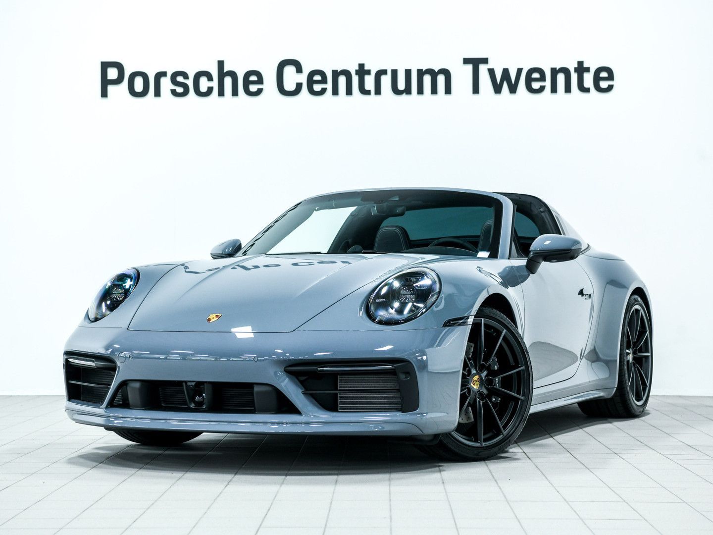 Porsche 992 2024 Pilka