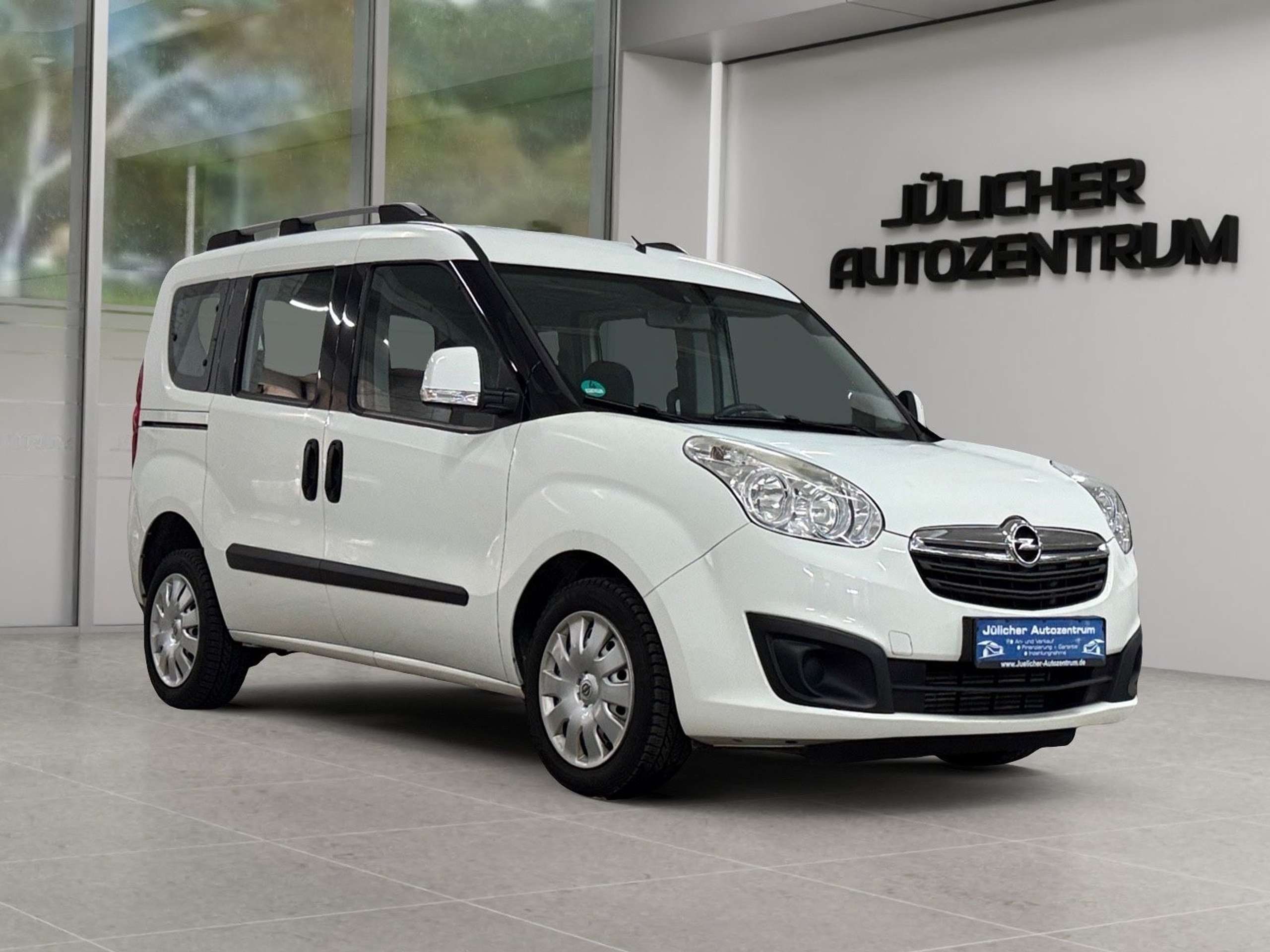 Opel Combo 2017 Balta