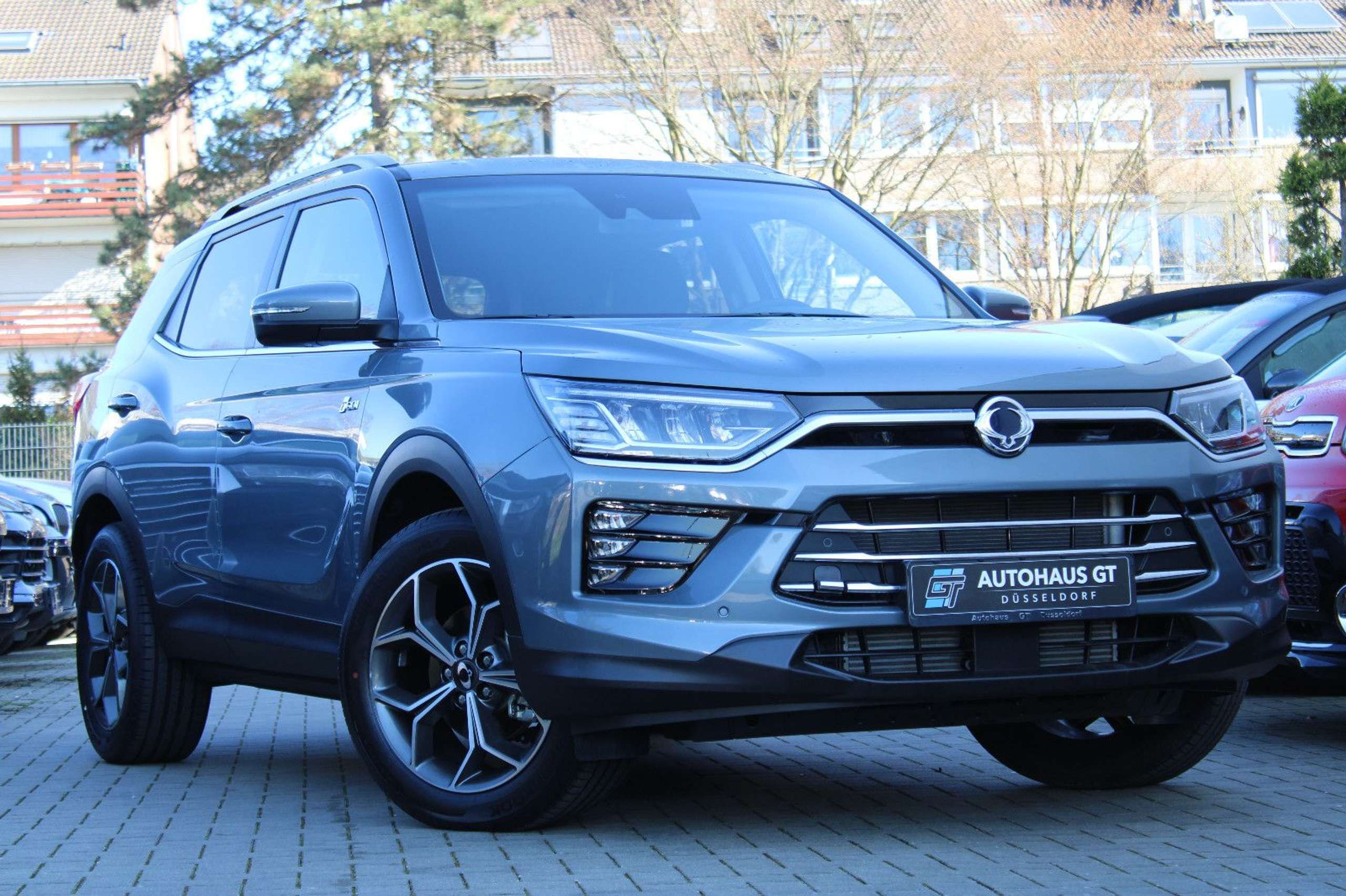 Ssangyong Korando 2025 Pilka
