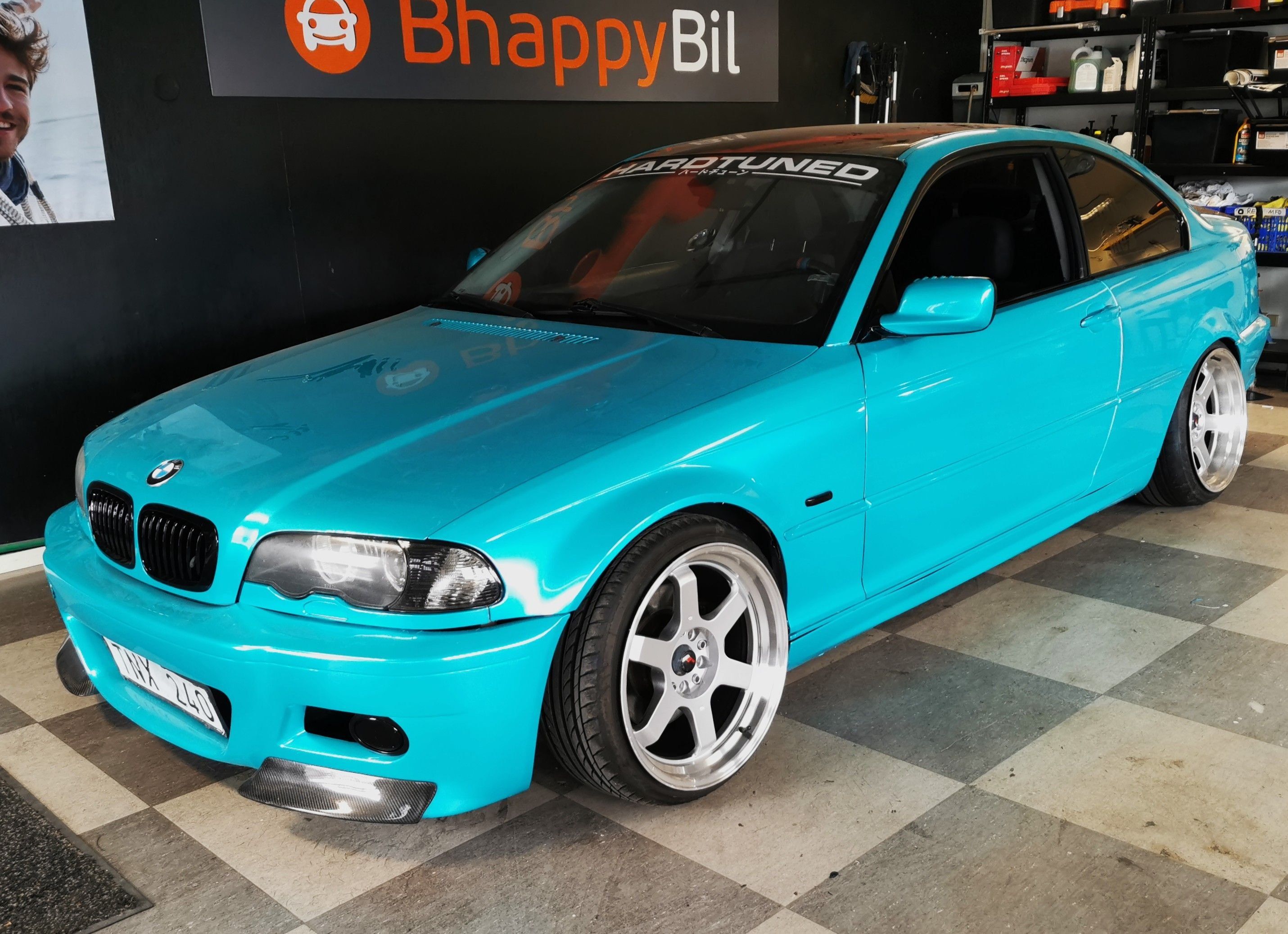 BMW 325 2003 Pilka