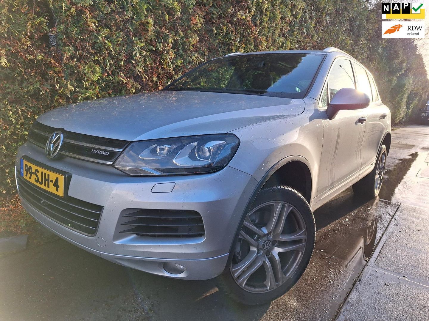 Volkswagen Touareg 2012 Pilka