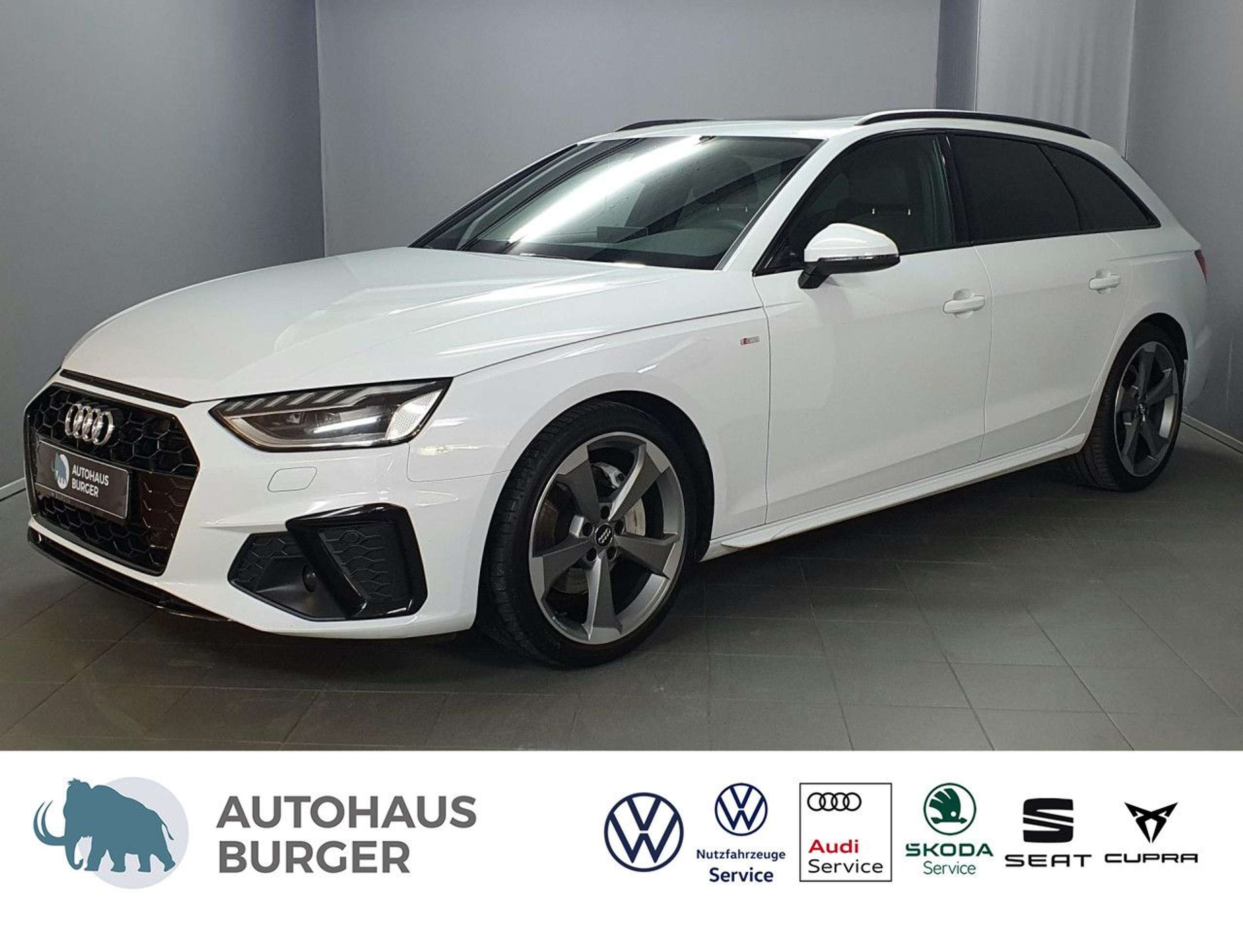 Audi A4 2021 Balta