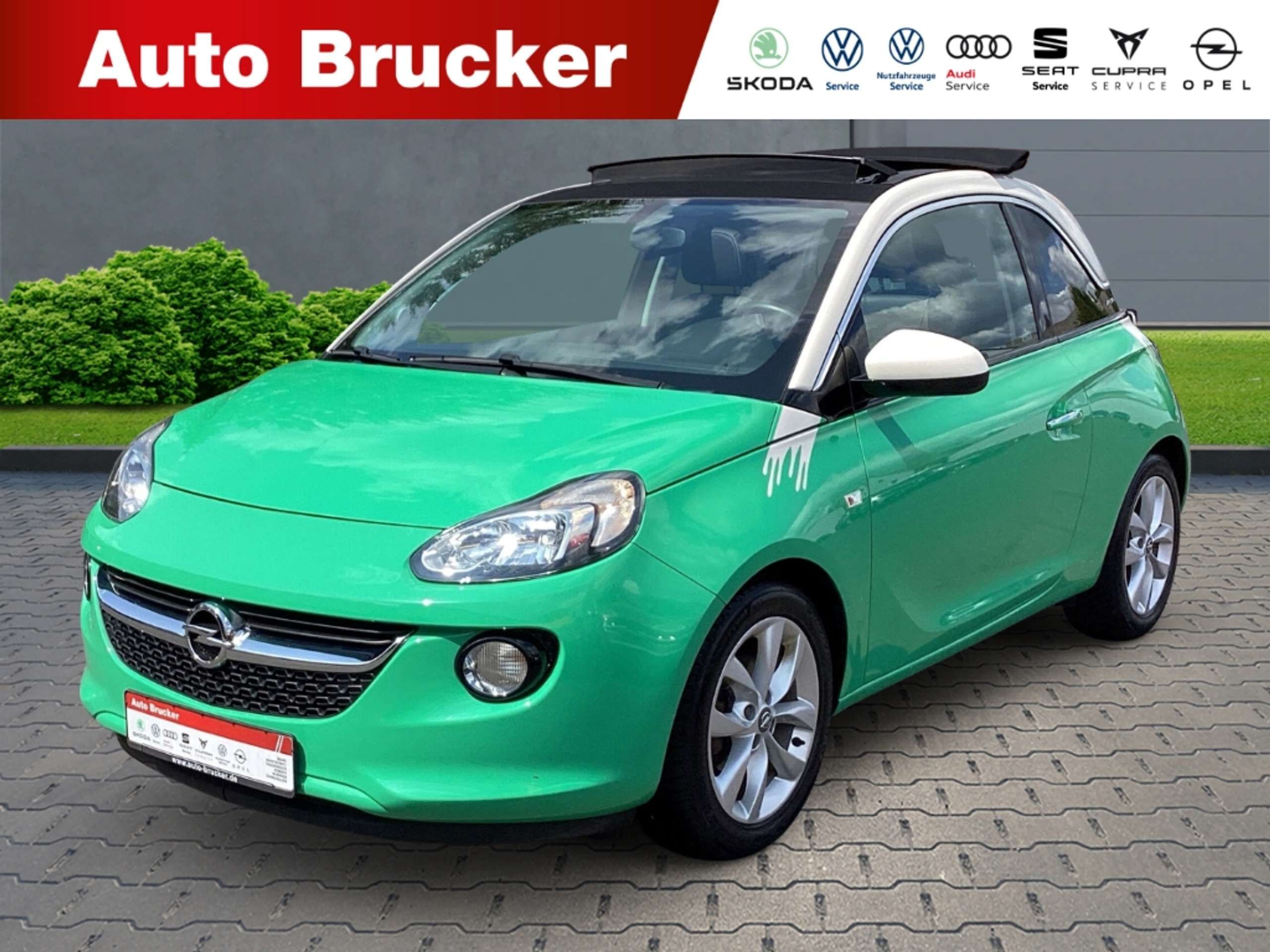 Opel Adam 2017 Žalia