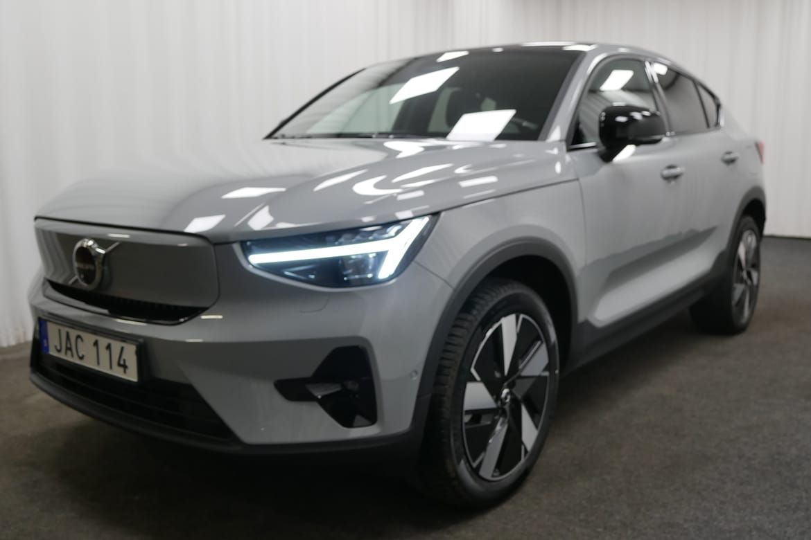 Volvo C40 2024 Pilka