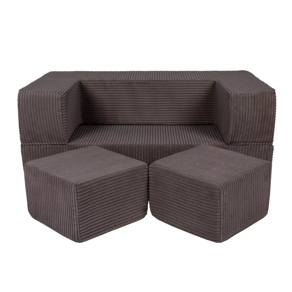 Estetiška kubo formos rudos spalvos sofa
