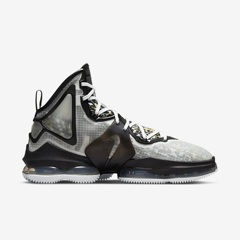 Nike LeBron James XIX White Black Metallic Gold - Dydis 42 (CZ0203-100 Krepšinio bateliai)
