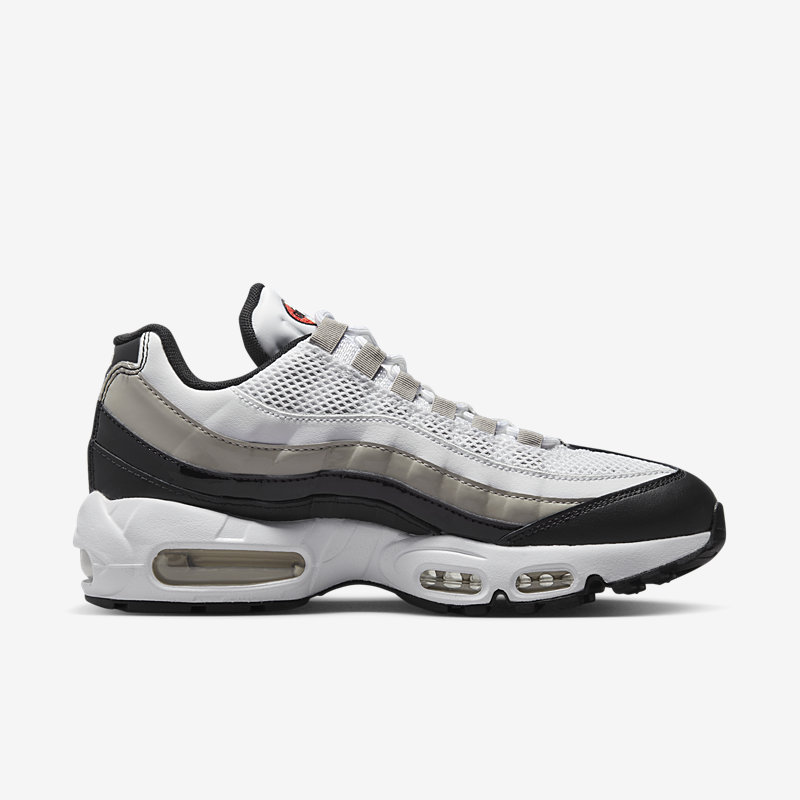 Nike Wmns Air Max 95 - Dydis 35.5 (DR2550-100 Nike Air Max batai)