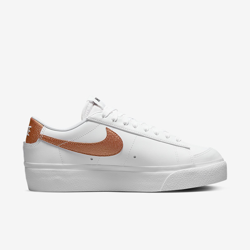 Nike WMNS Blazer Low Platform - Dydis 37.5 (DQ7571-100 Laisvalaikio batai)