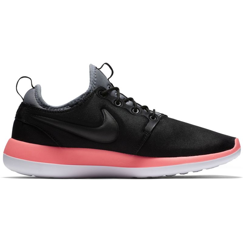 Nike Wmns Roshe Two - Dydis 36.5 (844931-006 Laisvalaikio batai)