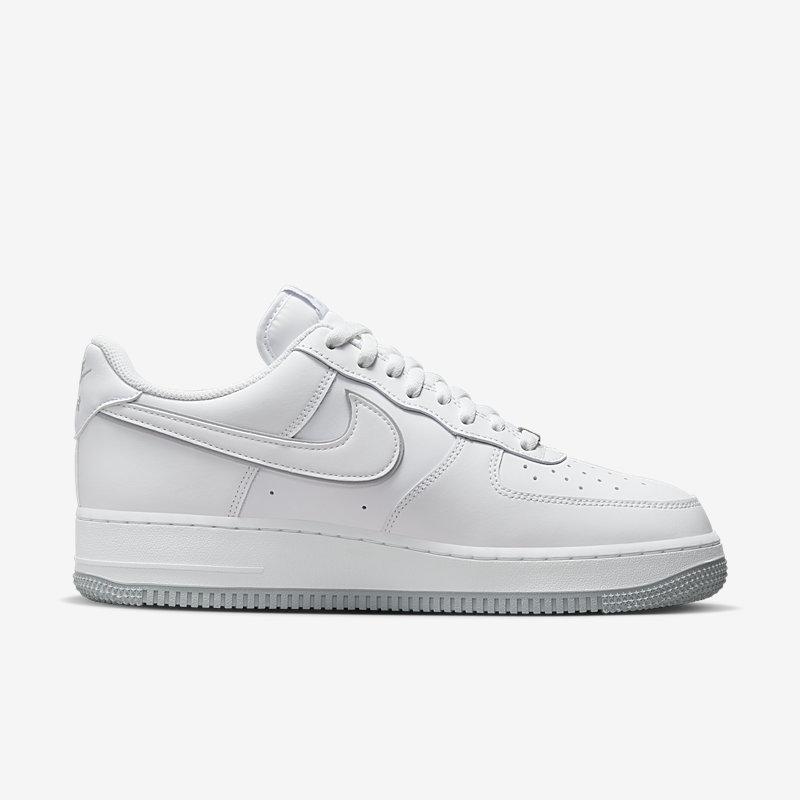 Nike Air Force 1 '07 - Dydis 45.5 (DV0788-100 Laisvalaikio batai)
