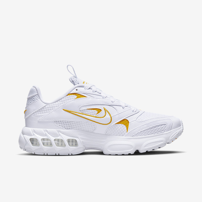 Nike Wmns Zoom Air Fire - Dydis 36.5 (DR5732-100 Laisvalaikio batai)