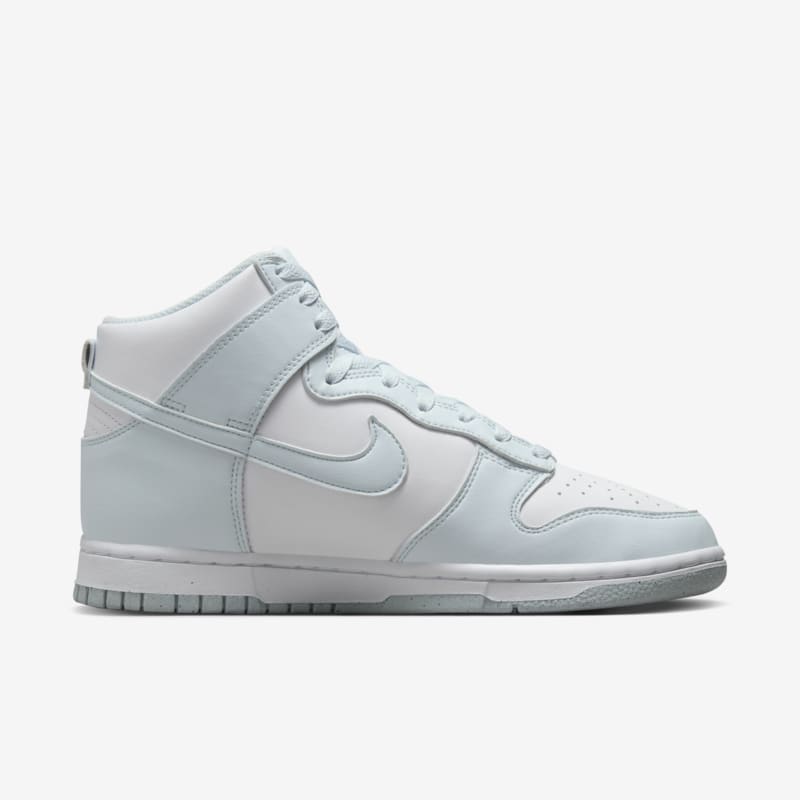 Nike Wmns Dunk High Nn - Dydis 35.5 (FV5960-100 Laisvalaikio batai)