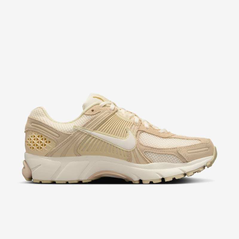 Nike Wmns Zoom Vomero 5 - Dydis 41 (HQ0458-200 Laisvalaikio batai)