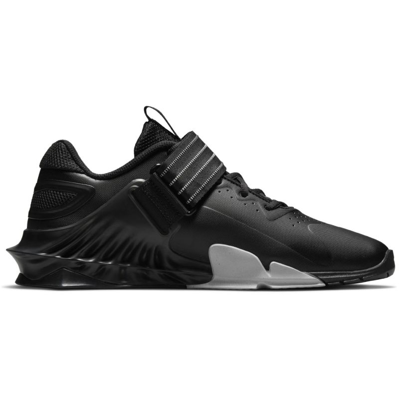 Nike Savaleos - Dydis 40.5 (CV5708-010 Treniruočių bateliai)