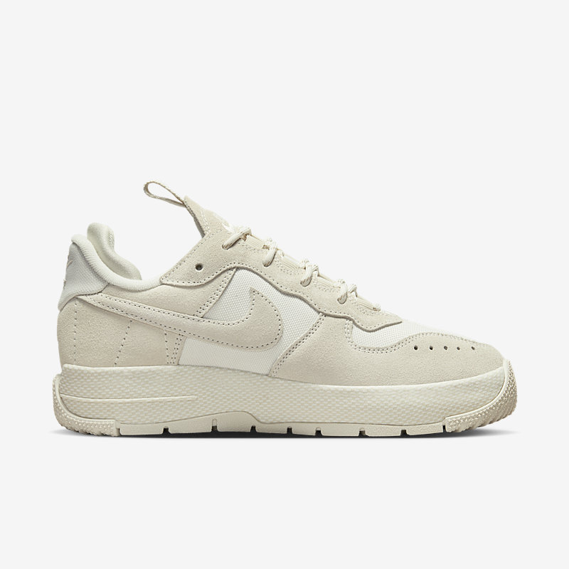 NIKE Wmns AIR FORCE 1 WILD - Dydis 38 (FB2348-002 Laisvalaikio batai)