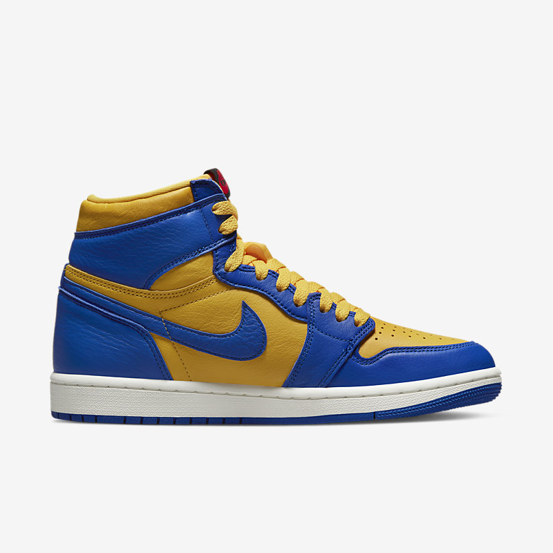 Jordan WMNS Air Jordan 1 Retro High OG - Dydis 45.5 (FD2596-700 Laisvalaikio batai)