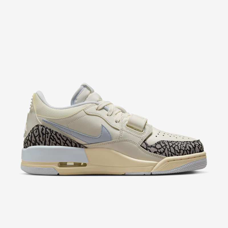 Air Jordan Legacy 312 Low Sail/Football Grey-Cement Grey-Black - Dydis 44.5 (FQ7827-101 Laisvalaikio batai)