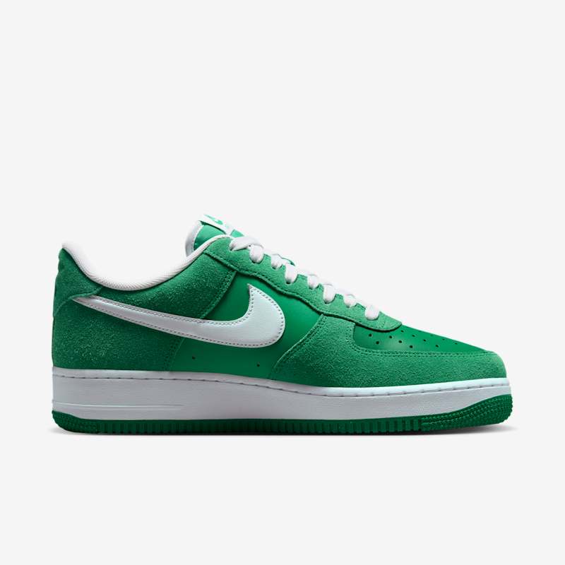 Nike Air Force 1 '07 LV8  - Dydis 44 (IB6388-300 Laisvalaikio batai)