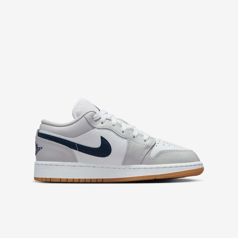 Air Jordan 1 Low - Dydis 40 (553560-146 Laisvalaikio batai)